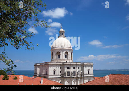 Die nationalen Pantheon (Panteão Nacional), konvertiert von der Kirche Santa Engrácia, Lissabon, Portugal. Stockfoto