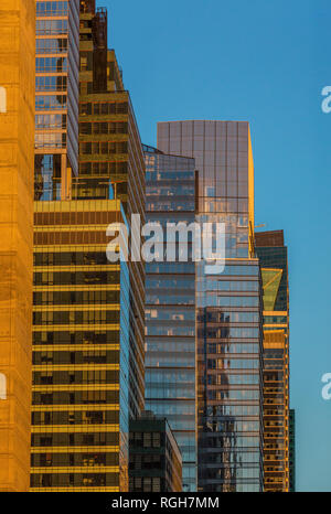 Manhattan Midtown Gebäuden Türme Architektur Details Eine der wichtigsten Sehenswürdigkeiten in New York City, USA Stockfoto