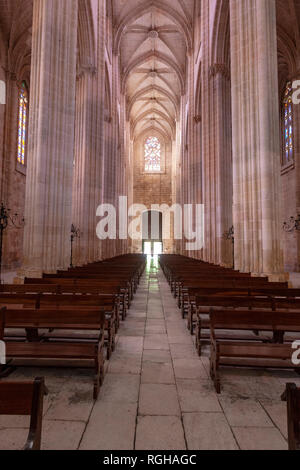 Langhaus und Chor in das Kloster von Batalha, Batalha, Portugal Stockfoto