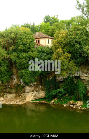 Saint Antonin Noble Val, Fluss Aveyron, Tarn et Garonne Abteilung, Region Midi-Pyrénées, Frankreich. Stockfoto