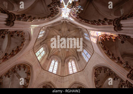 Vault, Arch und Kuppel der Das Quadrat Gründer Kapelle, das Kloster von Batalha, Batalha, Portugal Stockfoto