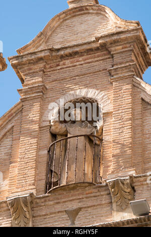 Steinerne Statue auf der Fassade der Kirche von Santo Domingo in Murcia, Spanien, Europa Stockfoto