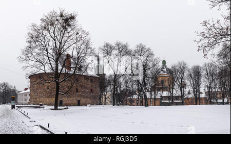 Lemberg im Winter. Malerischen Panorama der historischen Gebäuden. Osteuropa, Ukraine Stockfoto