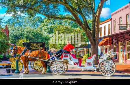 SAVANNAH, Georgia - Januar 8, 2016: Savannah ist die älteste Stadt in Georgien. Von der historischen Architektur und Parks zu den Stränden von Tybee, Savanne Stockfoto