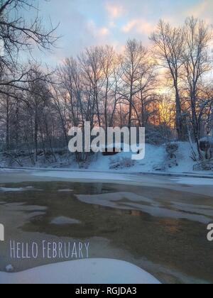 Hallo Februar Foto. Mit Beginn des neuen Jahres. Grußkarte. Stockfoto