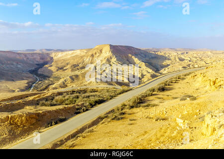 Landschaft von nahal Zin, in der Nähe von Sde Boker, der Wüste Negev im Süden Israels Stockfoto