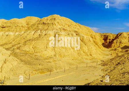 Landschaft von lissan Marl Felsen entlang der Arava Frieden Straße, im Süden Israels Stockfoto