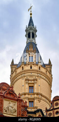 Turm des Schweriner Schloss. Mecklenburg-vorpommern, Deutschland Stockfoto