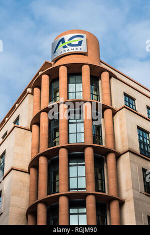 Brüssel, Belgien - 01. 18. 2019: Fassade des Bürogebäudes der AG Insurance Company Stockfoto