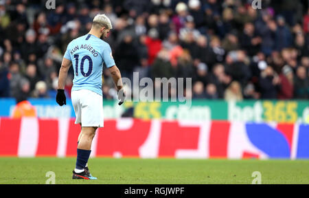 Von Manchester City Sergio Agüero erscheint niedergeschlagen Nach der Premier League Match im St James' Park, Newcastle. Stockfoto