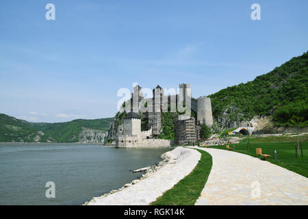 Sanierung der Festung Golubac. Serbien, Balkan. Stockfoto