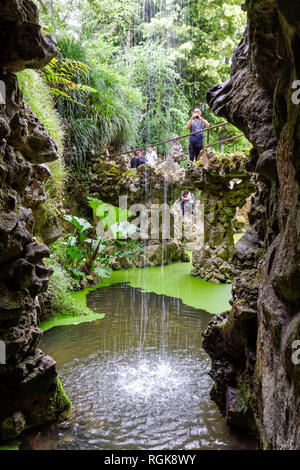 Park der Quinta da Regaleira Palast in Sintra, Portugal Stockfoto