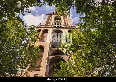 Dom Utrecht Low Angle Shot von jziprian Stockfoto