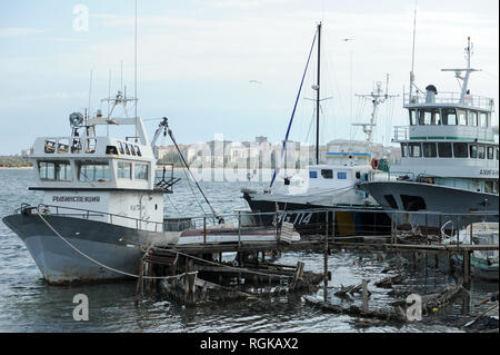 BG 114 Patrouillenboot der Ukrainischen Sea Guard in Kazantypskyi staatliche Naturreservat am Kap in der Nähe von Mysovoye Kazantyp, Krim, Ukraine. 4. Oktober 2008 © WOJ Stockfoto