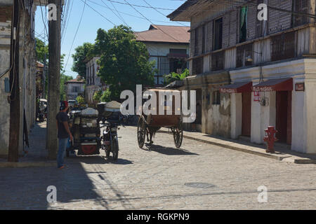 Kalesa Pferdekutsche im historischen Vigan, Ilocos Sur, Philippinen Stockfoto