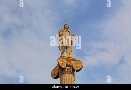 Apollo Statue - Nationalen Akademie der Künste in Athen, Griechenland Stockfoto