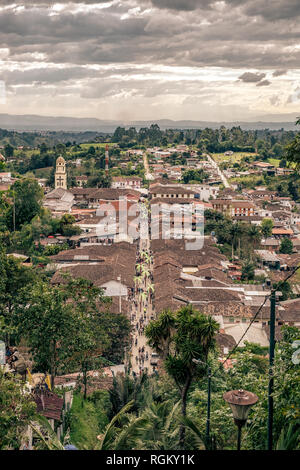 Luftaufnahme der Stadt Salento Quindío, Kolumbien. Kaffee Produktion. Stockfoto