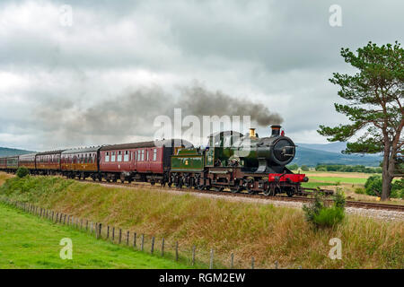 Great Western Dampfmaschine Nr. 3440 Stadt Truro ziehen einen Zug auf der Strathspey Railway zwischen Broomhill & Boot der Garten im Hochland Schottland Großbritannien Stockfoto