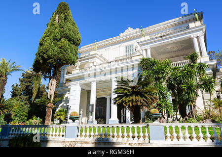 Achilleion Palast in Korfu, Griechenland, von Kaiserin von Österreich Elisabeth von Bayern, genannt Sisi. Stockfoto