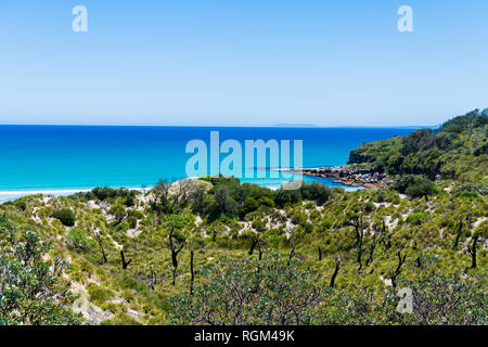 Landschaft Blick über Cave Beach in Jervis Bay, ein ruhiges Wochenende Ort surfen und Sonne zu genießen, booderee Nationalpark, NSW, Australien Stockfoto