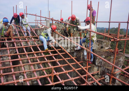 Peking, China. 30 Jan, 2019. Die Ta Keo Tempel ist in Restaurierung in Siem Reap, Kambodscha, on Sept. 14, 2017. Quelle: Xinhua/Alamy leben Nachrichten Stockfoto