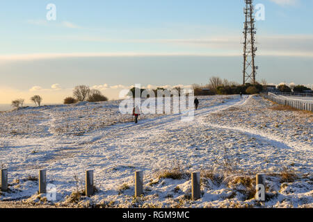 Brighton UK 30. Januar 2019 - Schnee auf den Hügeln von Brighton racecourse am frühen Morgen, als mehr Schnee und Frost sind für den Südosten von England morgen Kredit Prognose: Simon Dack/Alamy leben Nachrichten Stockfoto