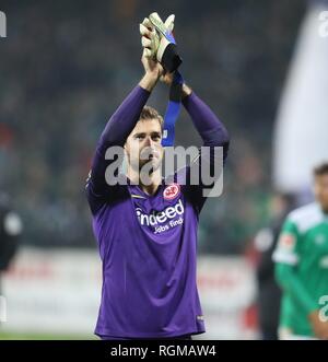 Bremen, Deutschland. 26 Jan, 2019. firo: 26.01.2019, Fußball, 1.Bundesliga, Saison 2018/2019 SV Werder Bremen - SG Eintracht Frankfurt 2:2 Geste, Jubel, Kevin Trapp | Quelle: dpa/Alamy leben Nachrichten Stockfoto