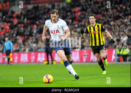 London, Großbritannien. 30 Jan, 2019. Jan Vertonghen von Tottenham Hotspur beim Premier League Spiel zwischen den Tottenham Hotspur und Watford im Wembley Stadion, London, England am 30. Januar 2019. Foto von Adamo di Loreto. Nur die redaktionelle Nutzung, eine Lizenz für die gewerbliche Nutzung erforderlich. Keine Verwendung in Wetten, Spiele oder einer einzelnen Verein/Liga/player Publikationen. Credit: UK Sport Pics Ltd/Alamy leben Nachrichten Stockfoto