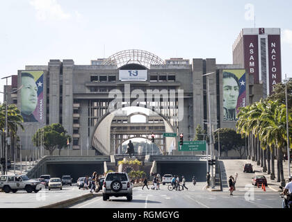 Caracas, Venezuela. 30 Jan, 2019. Straßen der Stadt Caracas in Caracas, Venezuela Januar 30, 2019. Credit: Elyxandro Cegarra/ZUMA Draht/Alamy leben Nachrichten Stockfoto