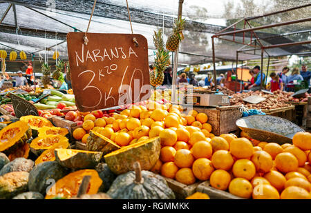 Uruguay, Montevideo, Obst auf dem Markt Stockfoto
