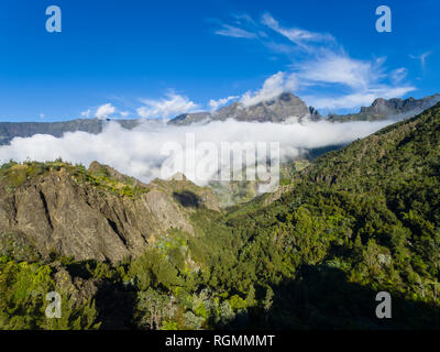 Reunion, Cilaos, Cirque de Cilaos, Piton des Neiges, Gros Morne, Luftaufnahme Stockfoto