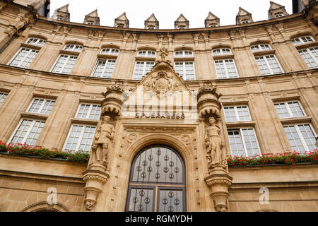 Der Hauptsitz der Spuerkees, State Savings Bank (Banque et Caisse d'Epargne de l'État) in Luxemburg. Stockfoto