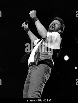 Bob Seger in Konzert im Fleet Center in Boston, Ma USA Feb.1996 Foto von Bill belknap Stockfoto