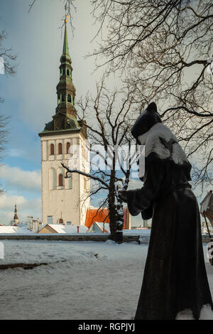 Winter am Nachmittag an der dänische König's Garden in Tallinn, Estland. Stockfoto