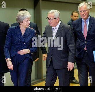 Belgien, Brüssel, am 2018/11/25: Brexit EU-Gipfel mit dem britischen Premierminister Theresa May, der Präsident der Europäischen Kommission, Jean-Claude Juncker eine Stockfoto