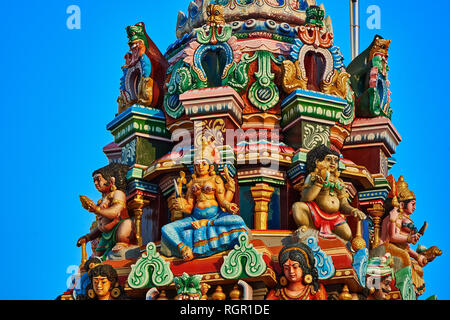 Turm und Gottheit auf der Sri Mahamariamman Tempel in Georgetown, Penang, Malaysia, Stockfoto