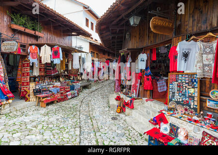 Osmanische Basar und Holzhäuser, Puntarenas, Albanien Stockfoto