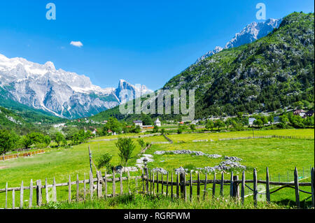 Thethi Dorf Thethi Tal, Albanien Stockfoto