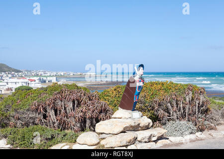 Struisbaai und l'Agulhas mit Aushängeschild der französischen Barke Marie Elise, Western Cape, Südafrika vom Kap Agulhas, dem südlichsten Leuchtturm ti Stockfoto