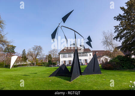 Der Baum Skulpturen von Alexander Calder in der Fondation Beyeler, Riehen, Schweiz Stockfoto