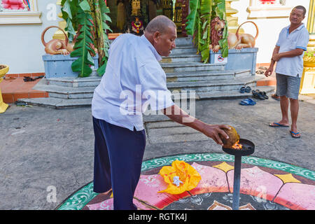 Gottheit bei der Eingabe der Sri Mahamariamman Tempel in Georgetown, Penang, Malaysia, Stockfoto