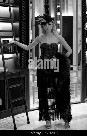 Rom, Italien, 26. Januar 2018: Ein model präsentiert eine Kreation aus der Kapsel Sammlung vom italienischen Designer Anton Giulio Grande während Alta Roma Stockfoto