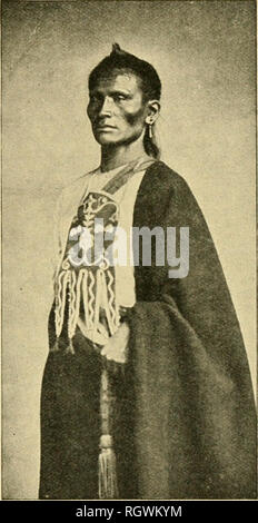 . Bulletin. Ethnologie. Stier. 30] KANOHAITNO KANSA 653 (1687) in Margry, D6C, iii, 288,1878. Kaouanoua. - 17 Cent. Dok in Margry, ebd., S. 602. Ouanahinan. - De Risle, Karte (1703) in Winsor, Hist. Äa, II, 294, 1886 (möglicherweise identisch; Druckfehler 0 für C). Cluayneos. - Jefferys, Standort. Atlas, Karte fi, 1776. Ta-hiannihouq. - Joutel (1687) in Margry, D6c, ill, 409; t 878. Kanohatino ('red river'). Die Caddo Name für das Rote r. von Louisiana, und nach Gatschet, für die Colorado r. von Texas. Es wurde von der Kom-panions von La Salle soll der Name eines Stammes, indem Sie sie in der Neigh aufgetreten - bo. Stockfoto