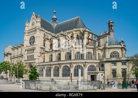 Frankreich, 7. Mai: Außenansicht der berühmten Kirche St. Eustache am 7. Mai 2018 in Paris, Frankreich Stockfoto