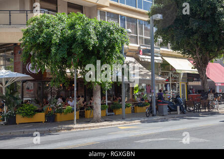 Dizengoff Street in Tel Aviv, Israel Stockfoto