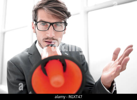 Geschäftsmann, schreien, Megaphon Stockfoto