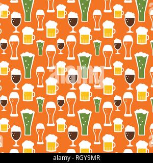 Nahtlose Bier Muster. Bierkrüge und Gläser auf orangem Hintergrund. Vector Illustration Stock Vektor