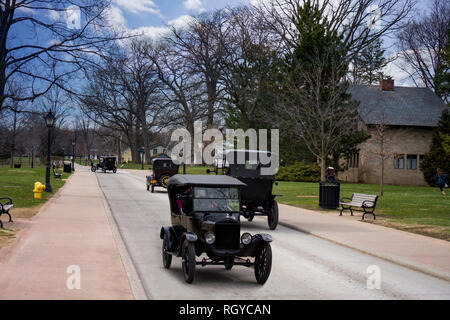 Dearborn, MI/USA - 04.21.2018: Fahren Ford t Modelle auf der Straße in der Greenfield Village Stockfoto