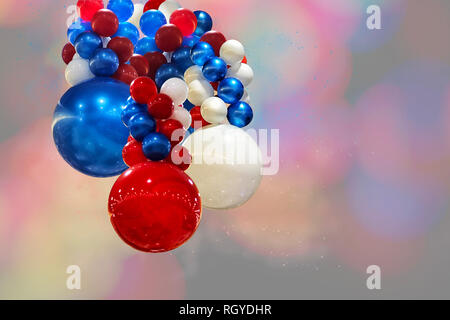 Rote, weiße und blaue Luftballons Stockfoto