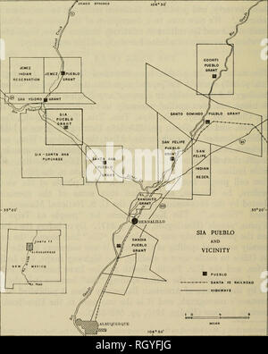 . Bulletin. Ethnologie. 30 PRÄSIDIUM DER AMERIKANISCHEN ETHNOLOGIE [Bull. 184 Lebensraum Sia ist in der oberen Sonoran leben Zone der Nord-Central New Jersey, beim Breitengrad 35° 30' N und ca. 13 km westlich von Längengrad 106° 30'; die Erhöhung ist ungefähr 5.500 Meter über dem Meeresspiegel. Der Pueblo liegt am linken Ufer der Jemez Fluss ein paar Meilen unterhalb des Zusammenflusses der Jemez und der Rio Salado (Salt River) (Abb. 2); es wird ungefähr 20 Meilen westlich des Rio Grande. Felsigen Tafelbergen und sandigen Pisten und Ebenen sind die topografischen Gegebenheiten. Die jemez Moun enthält (maximale Höhe über 11.500 Fuß) liegen ein Stockfoto